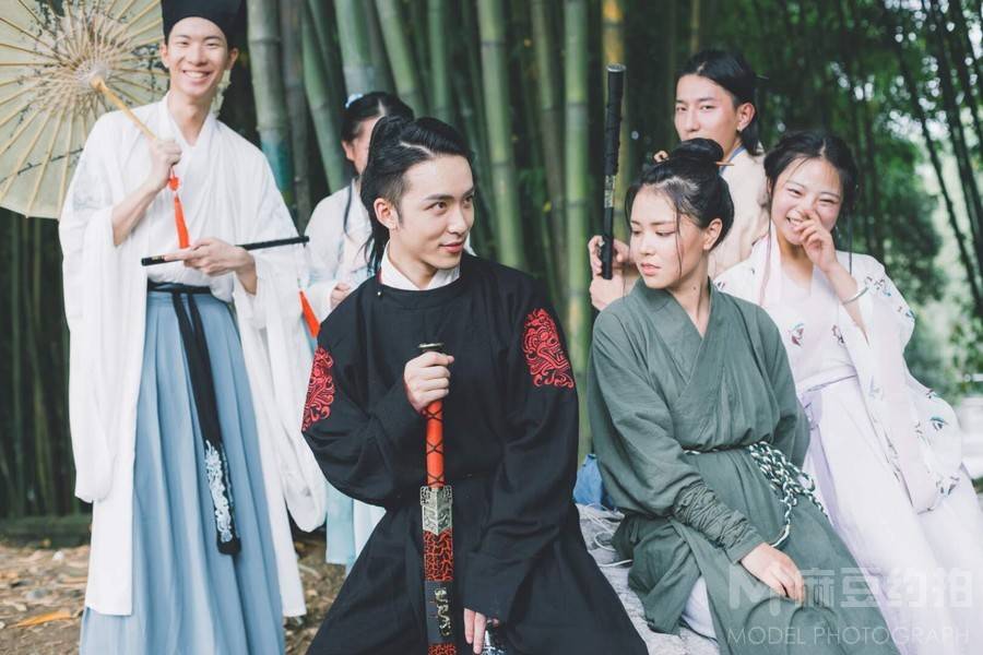 汉服模特