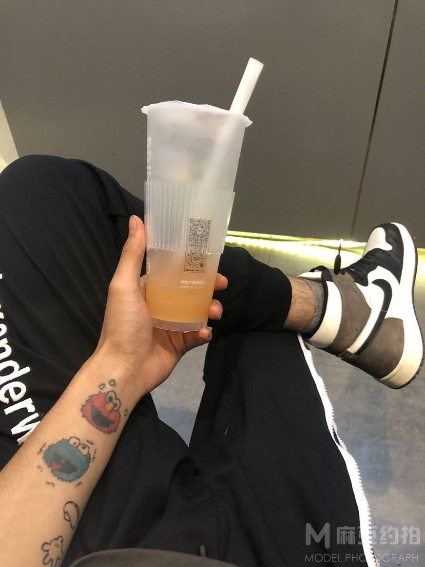 黑白模特