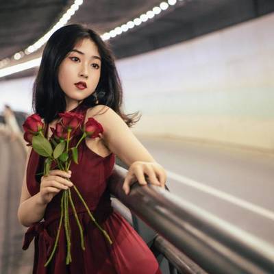 情绪模特