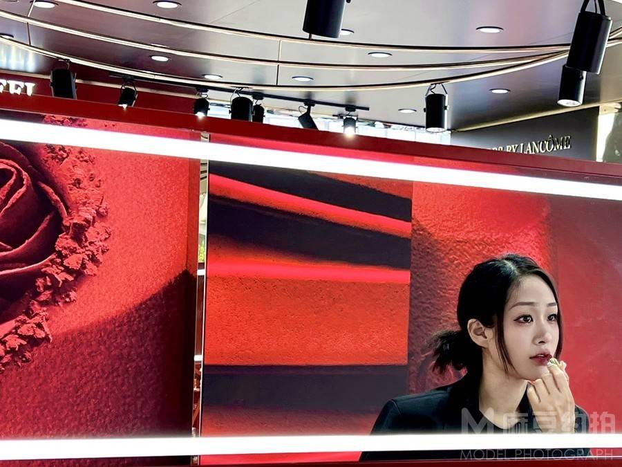 妆容模特