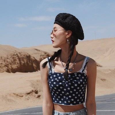 黑白模特