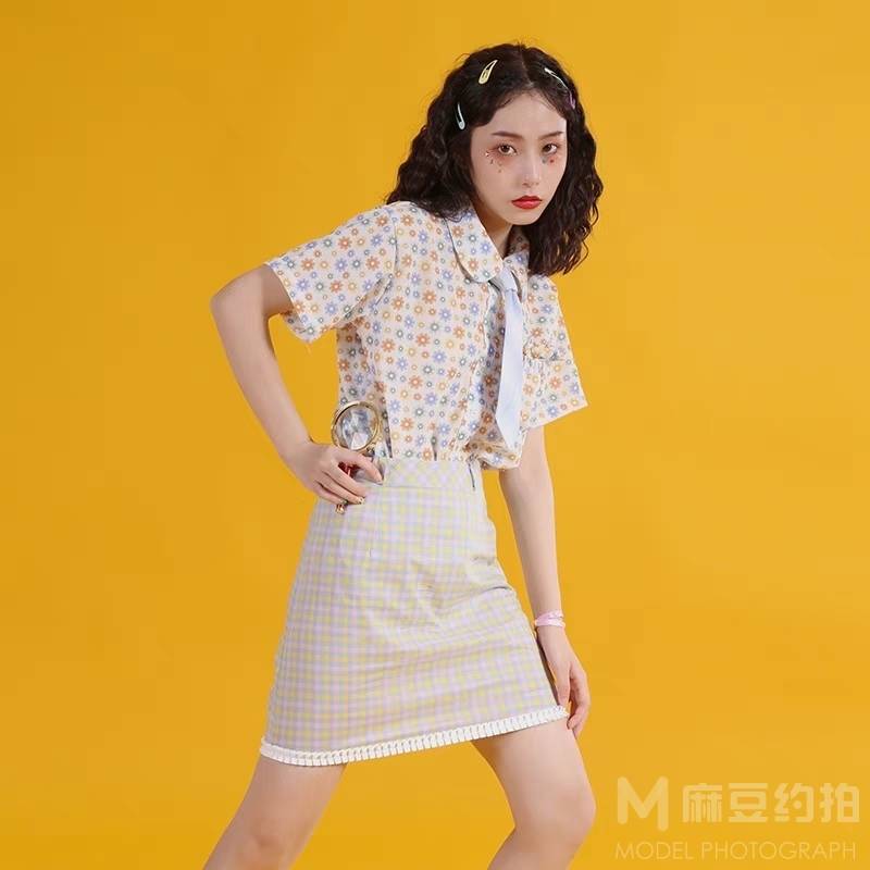 校园模特