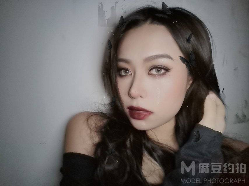 妆容模特
