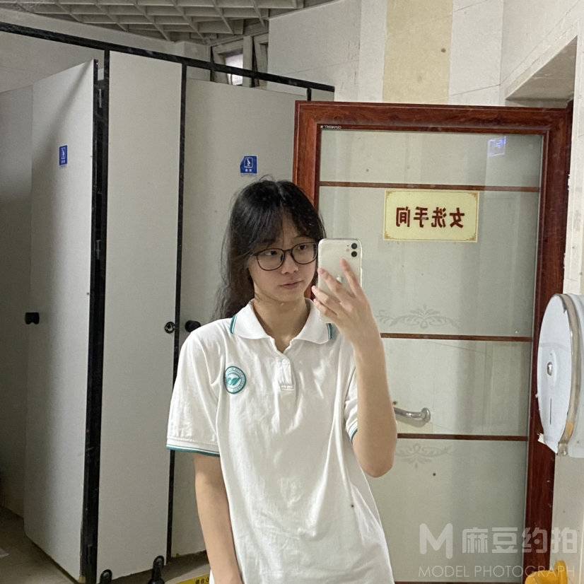 纪实模特