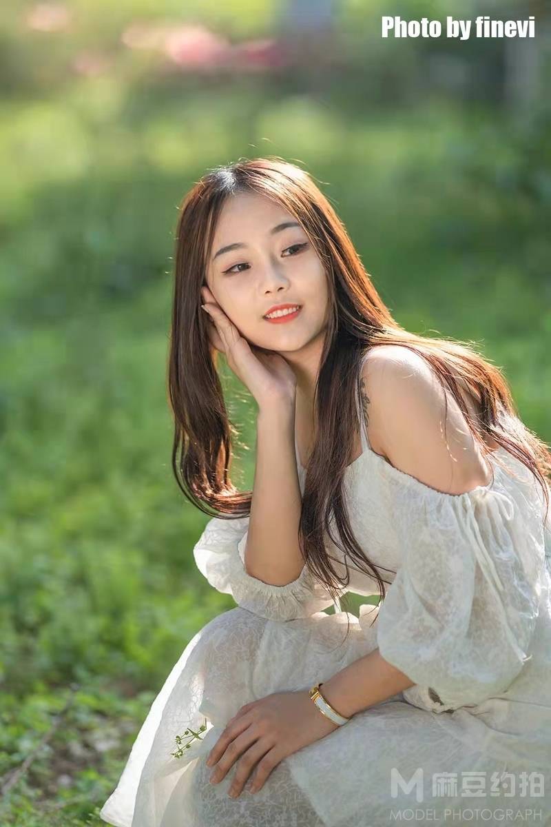 清新模特