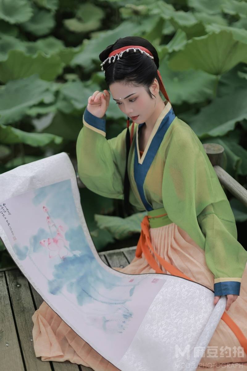 汉服模特