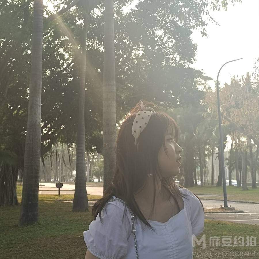 校园模特