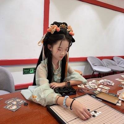 汉服模特