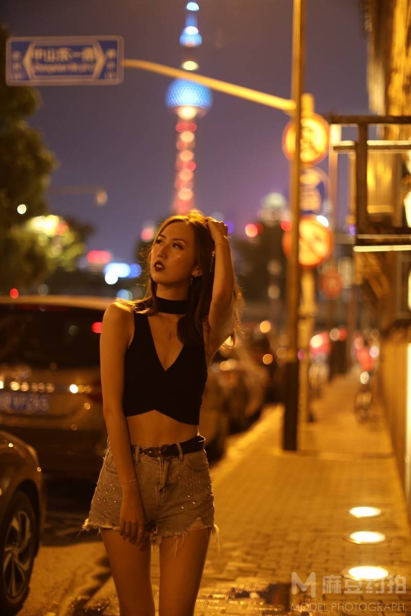 夜景模特