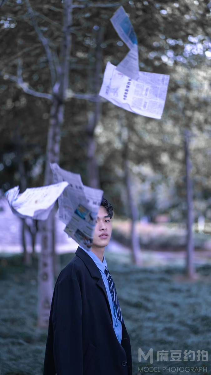 情绪模特