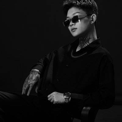 黑白模特