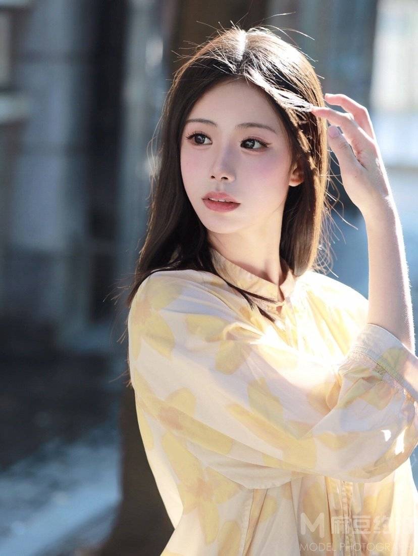 清新模特