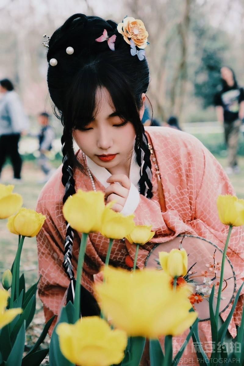 汉服模特