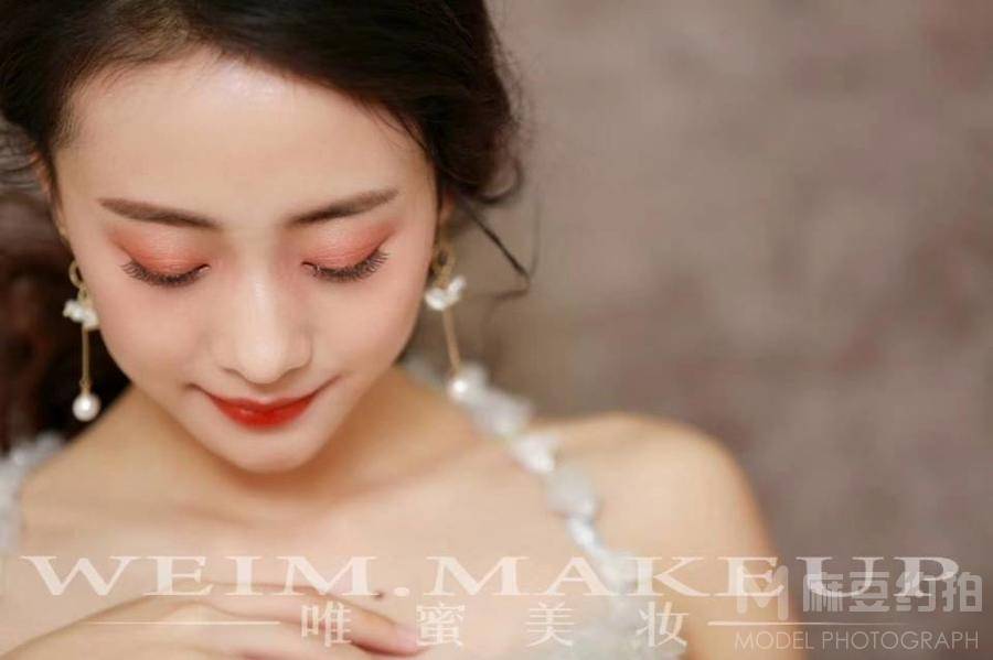 妆容模特