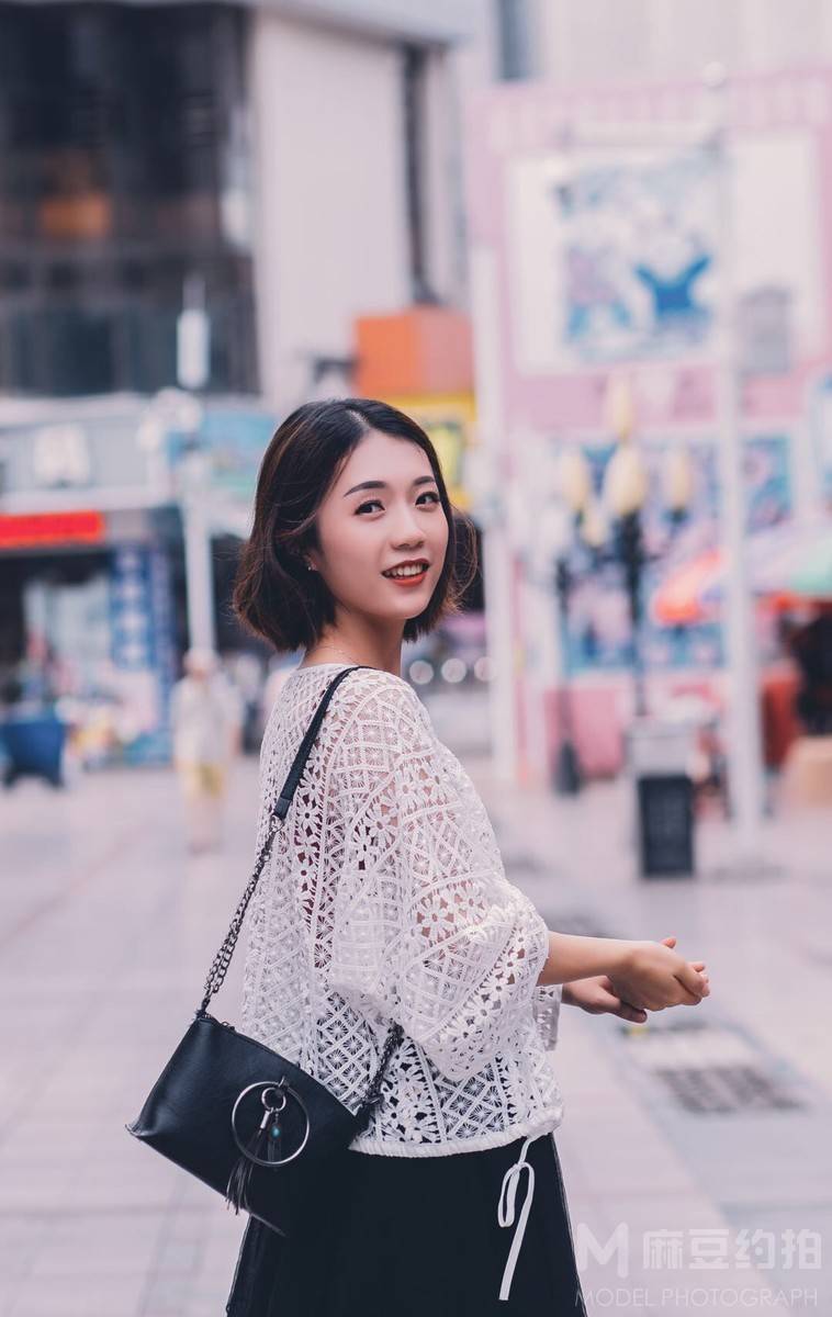 清新模特