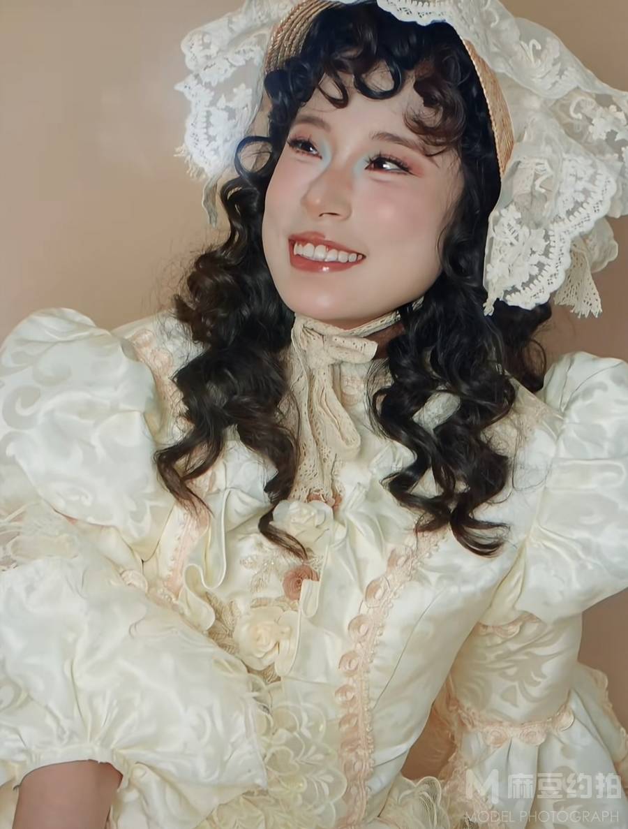 民国模特