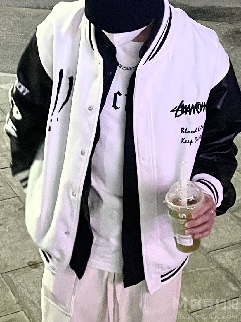 黑白模特