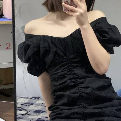 黑白模特