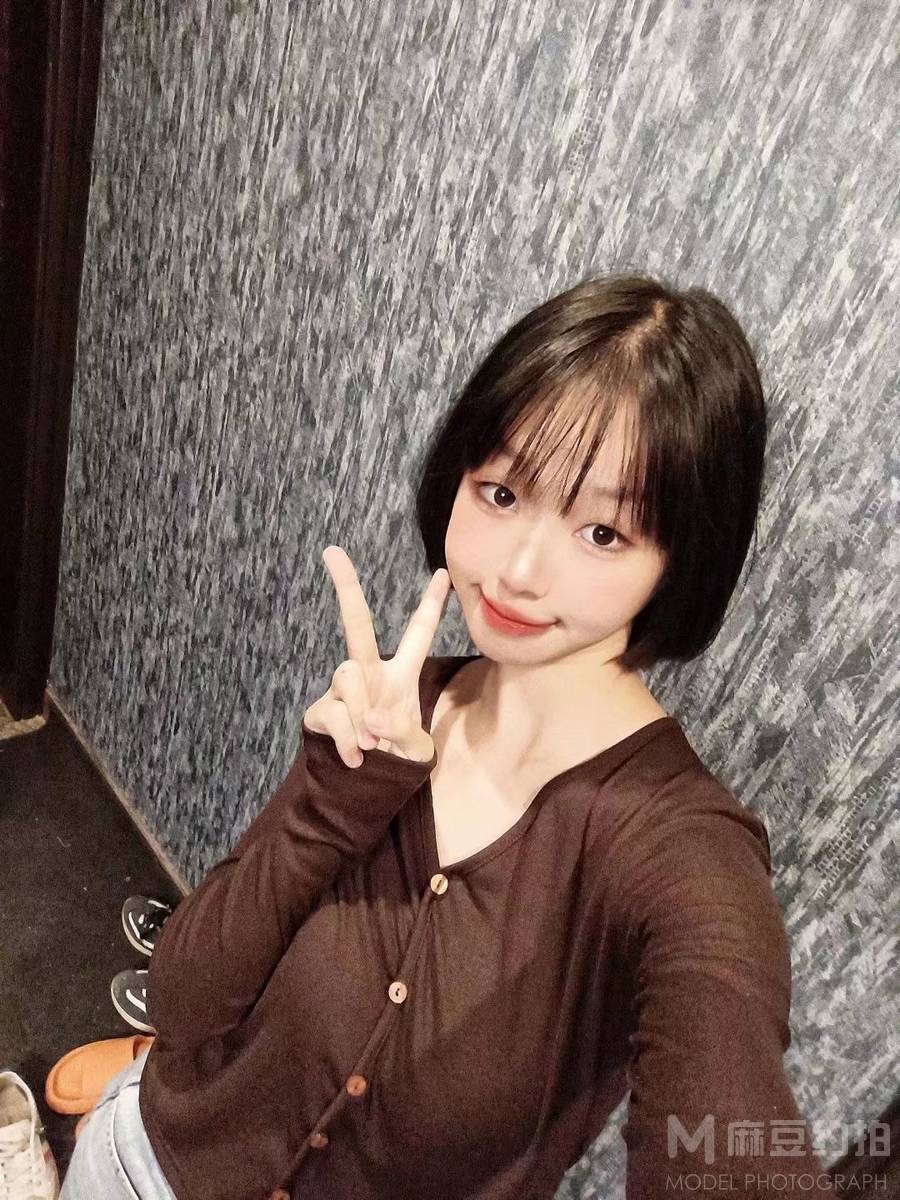 纪实模特