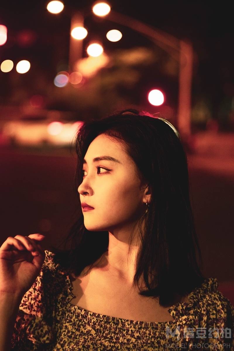 夜景模特