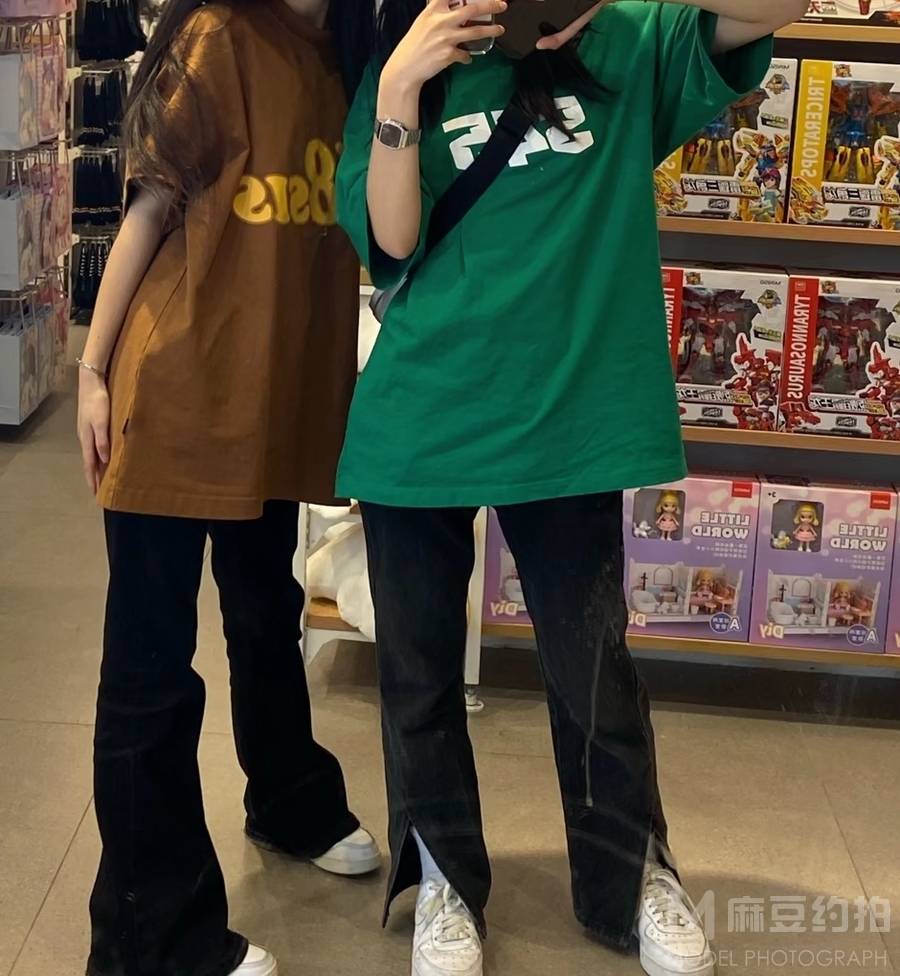 胶片模特