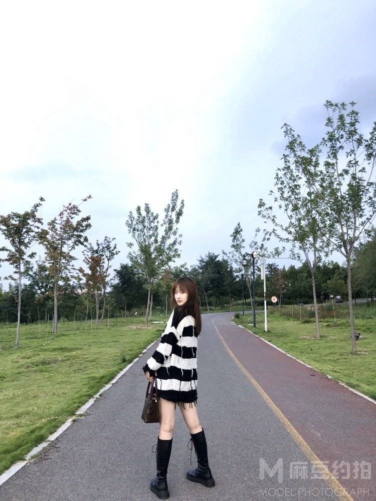 校园模特