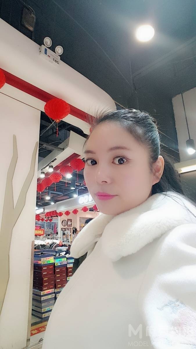 民国模特
