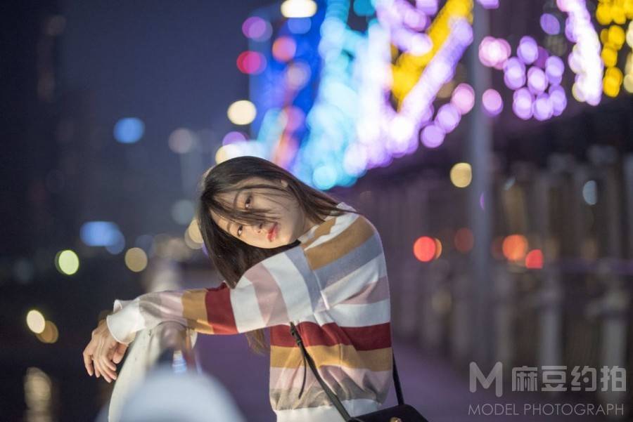 夜景模特