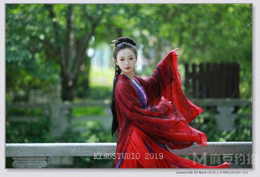 汉服模特