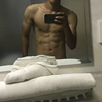黑白模特
