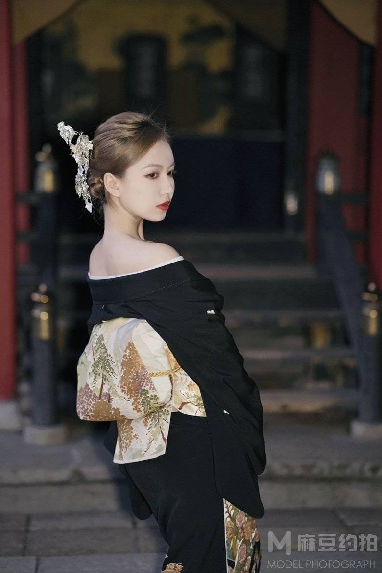 和服模特