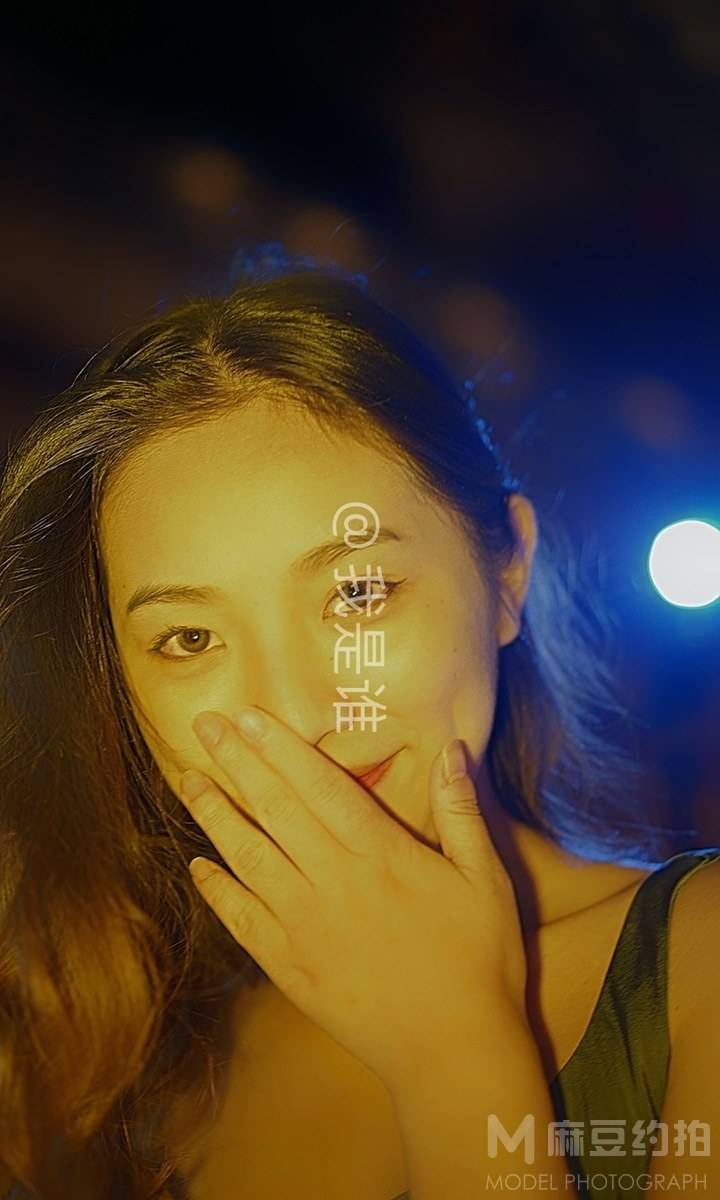 胶片模特