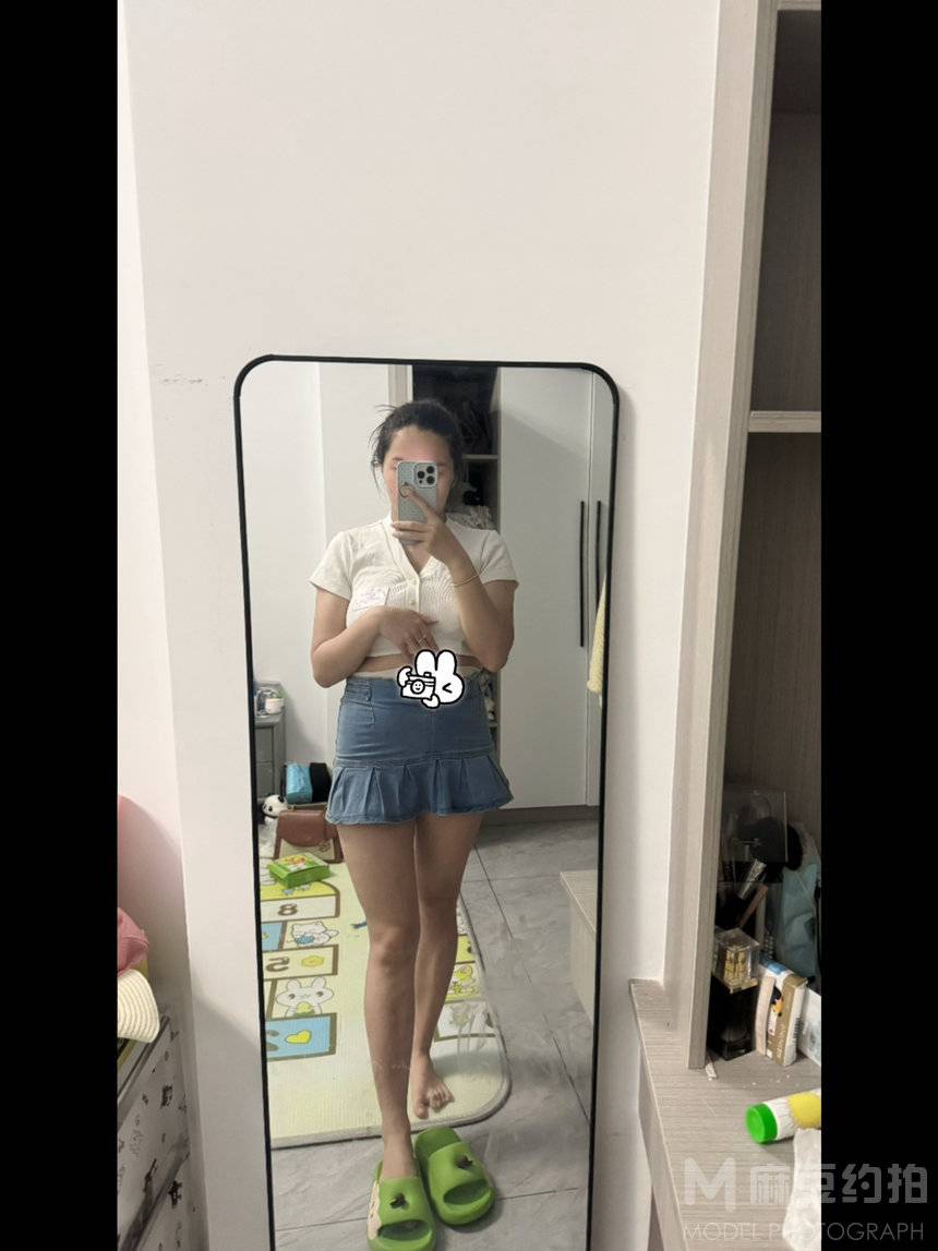 黑白模特