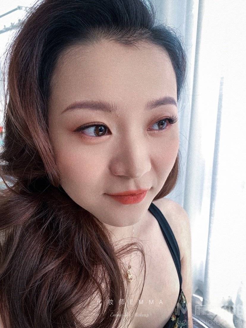 妆容模特