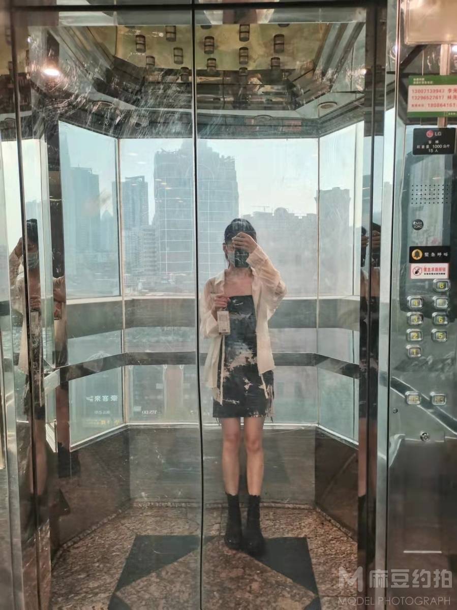 清新模特