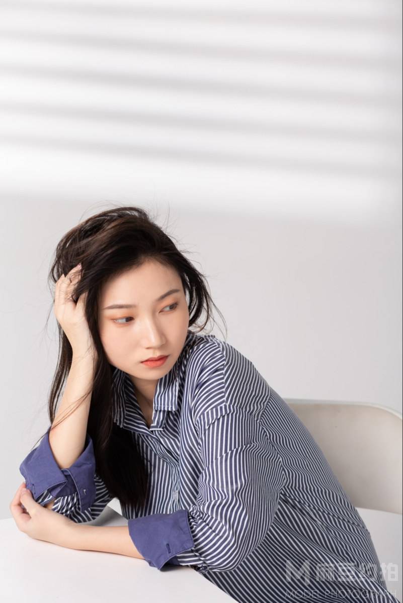 商务模特