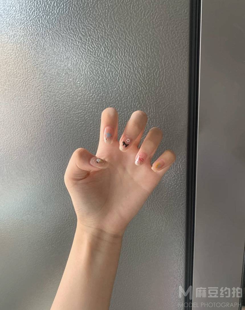 清新模特