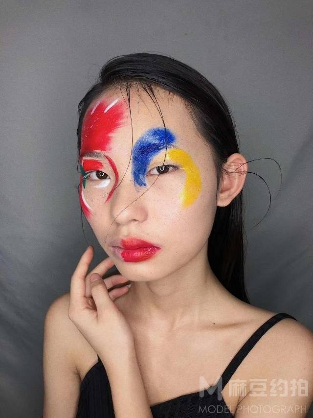暗黑模特