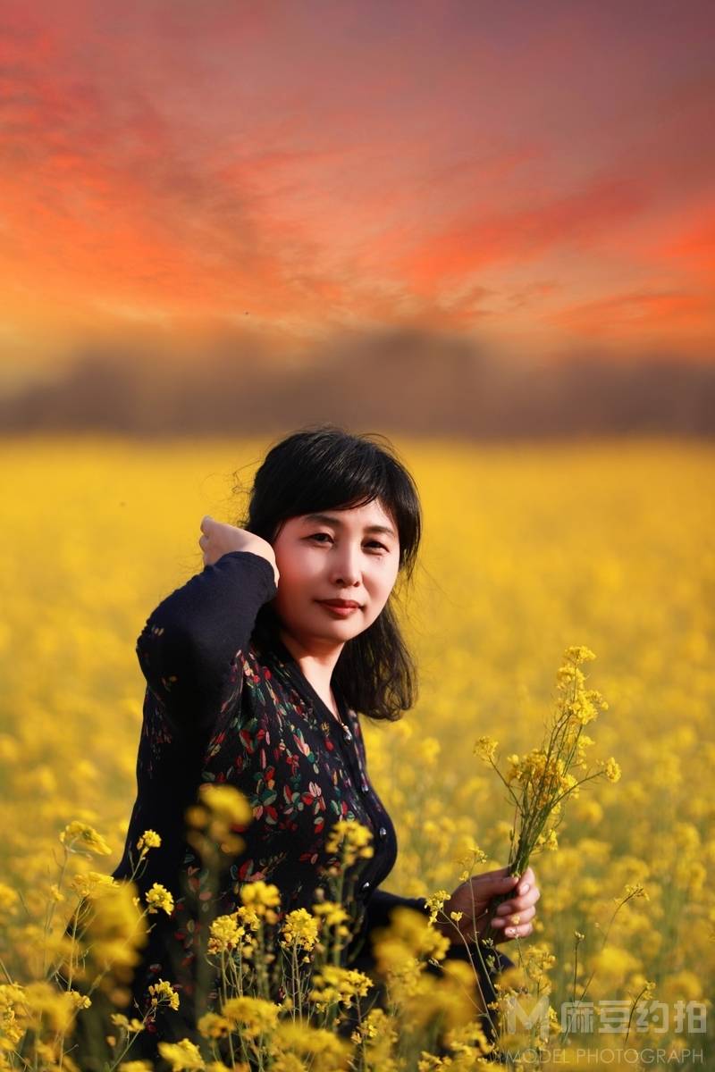 妆容模特