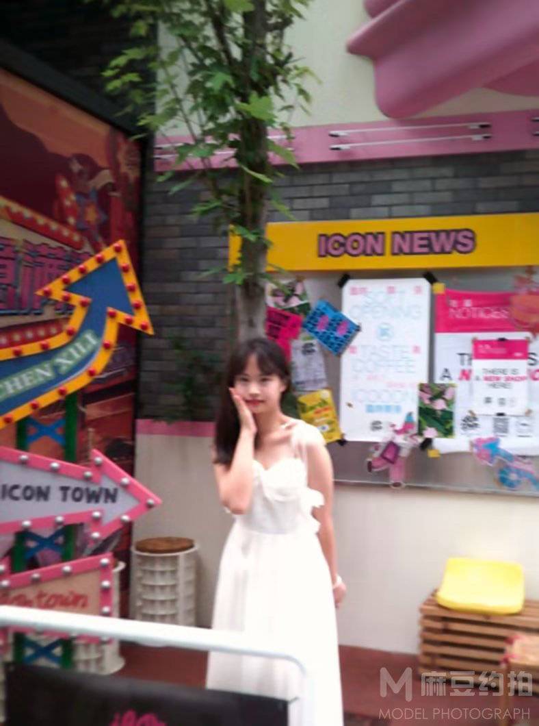 清新模特