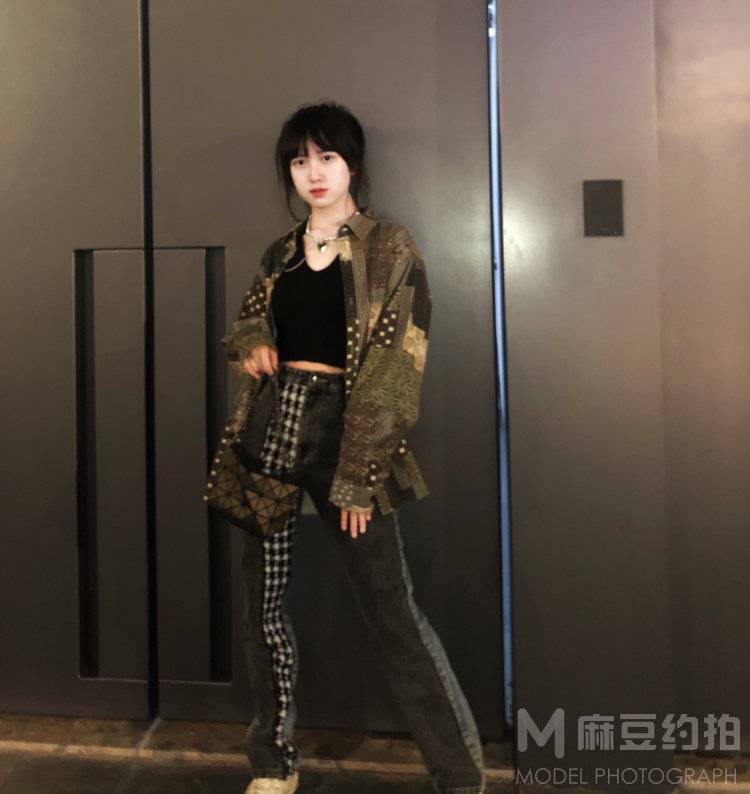校园模特
