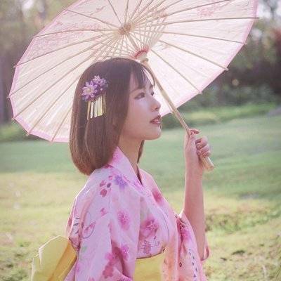 黑白模特