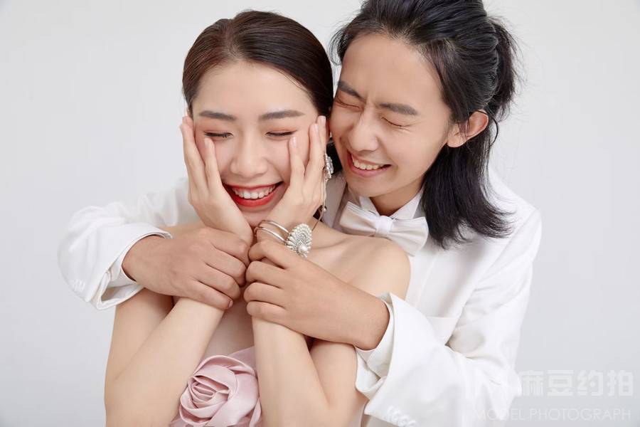 情侣模特