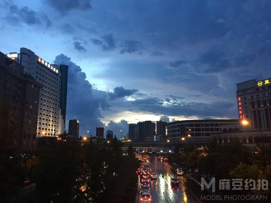 暗黑模特