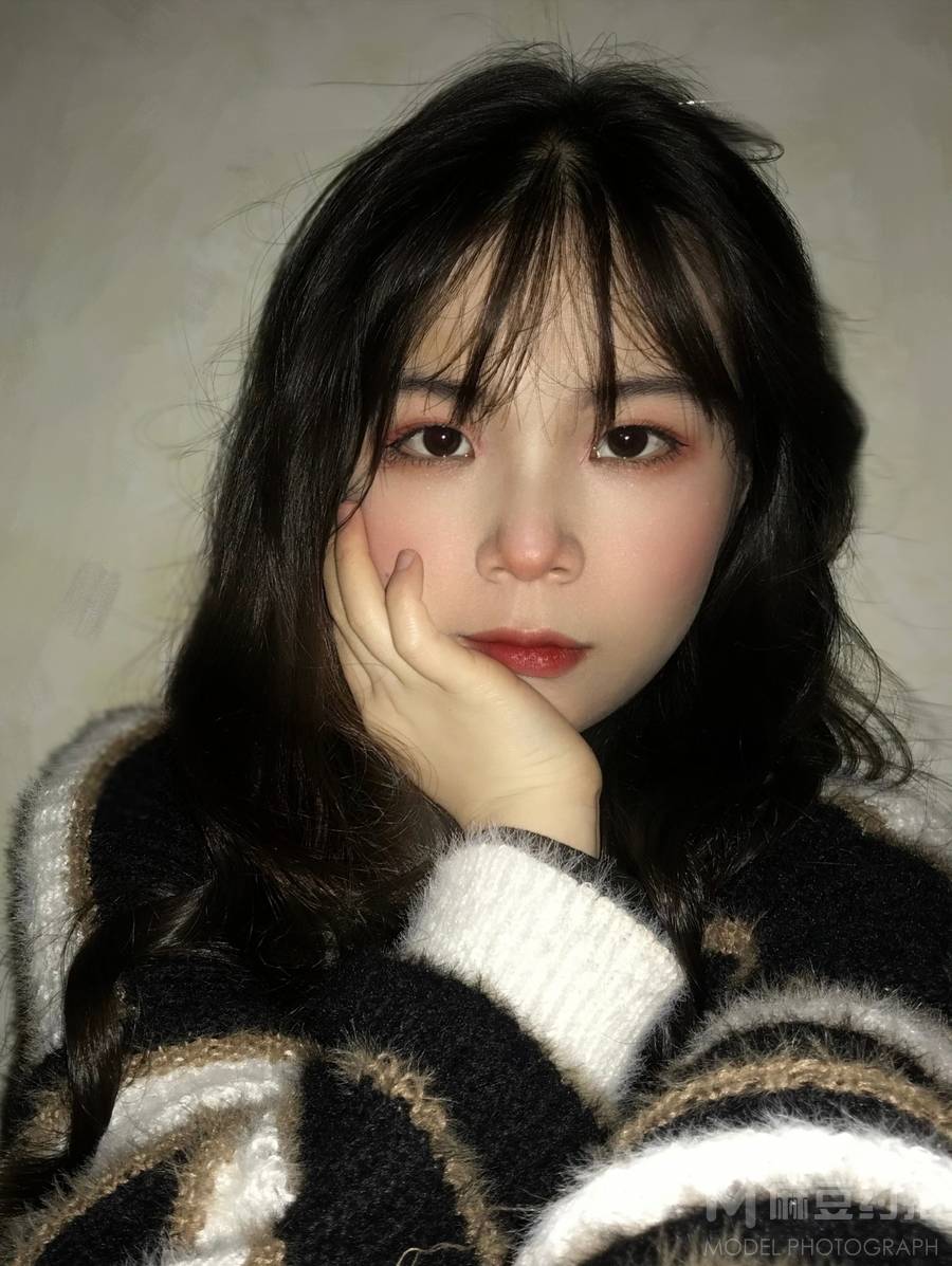 胶片模特