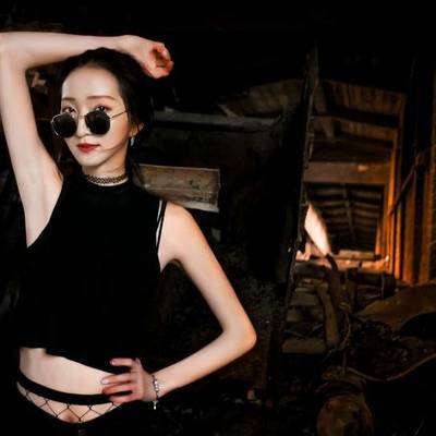 暗黑模特