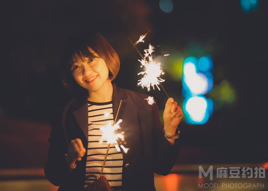 夜景模特