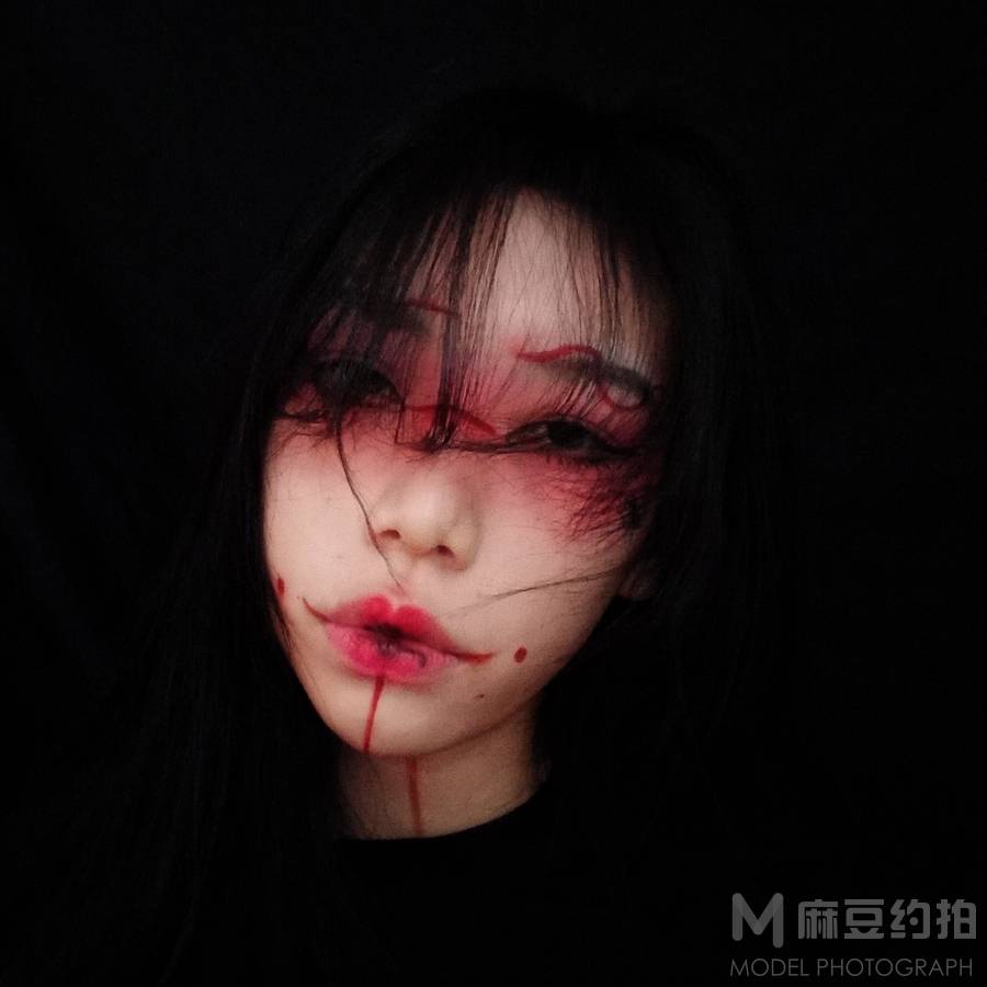 暗黑模特