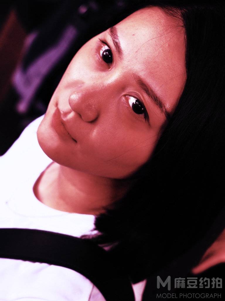 纪实模特