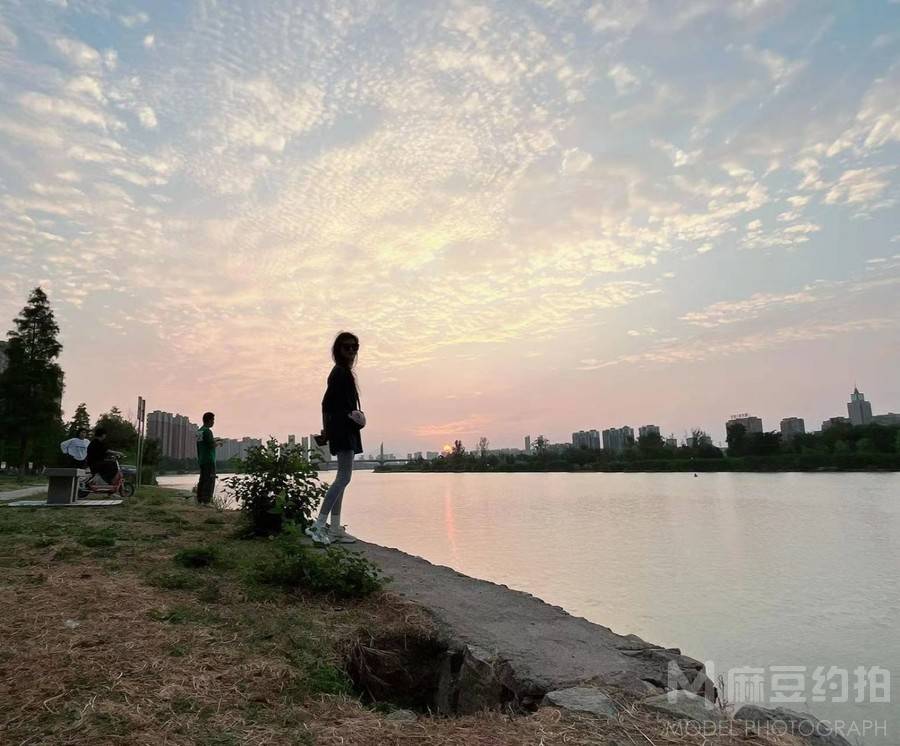 民国模特